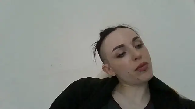 Czat XXX na żywo – Trinsy_Love