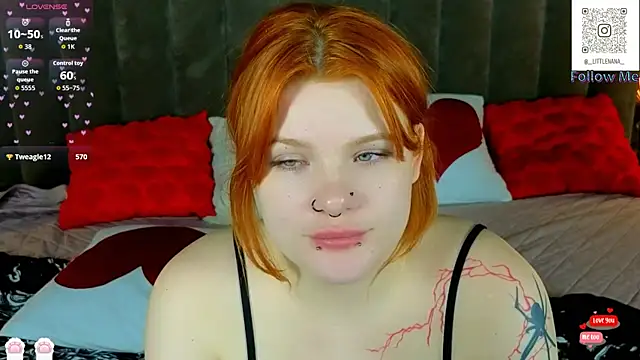 Clumsy_Nana Adlı Modelin Canlı XXX Sohbeti