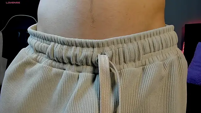 eren_jeager: онлайн-секс-чат