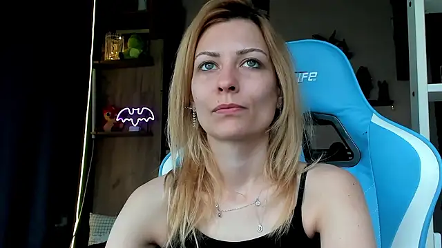 karo123421 Live XXX-Chat