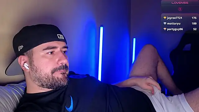 DominantTheo 在線直播表演