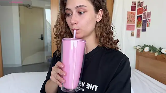 Chat +18 de cutiemari ao vivo