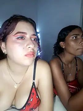 Chatroom XXX en direct de Chloe_Sky_love