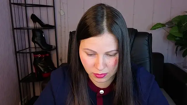 Chat +18 de Dana__dom ao vivo