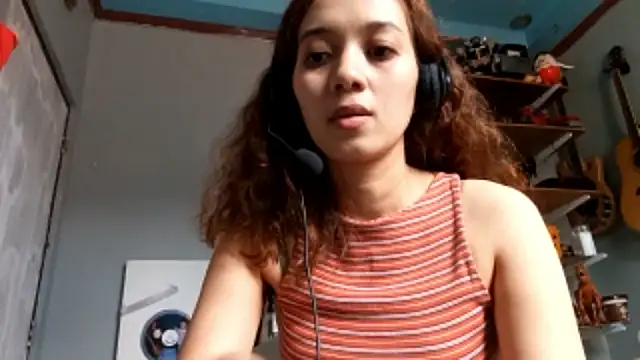 Chat +18 de OlimpiaChapdelaine ao vivo