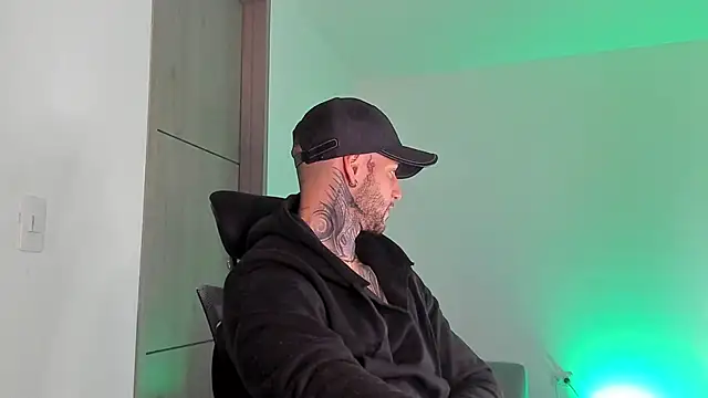 دردشة _jamesleandros1 الجنسية المباشرة