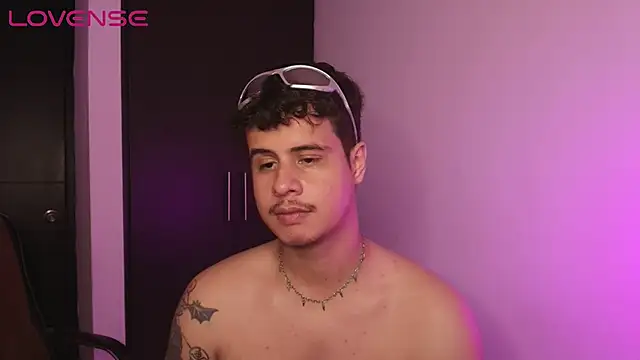 BjornSteel Live XXX Chat