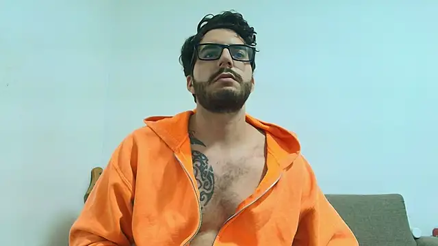 Chat XXX en directo de thomas_gun