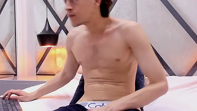 Show modela Anthonny_Vegas na web-kameri