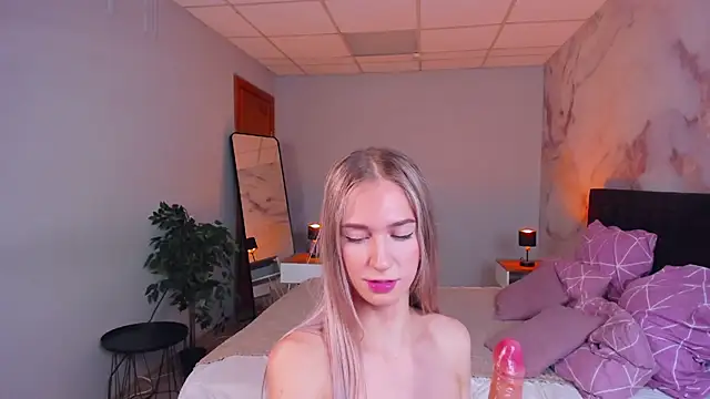 SerenaCrystall Live XXX-chat