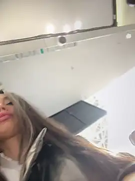 Chatroom XXX en direct de Emma_Catt