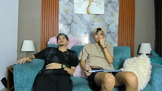 Sembang XXX Secara Langsung YOUNG_BOYS_HELL