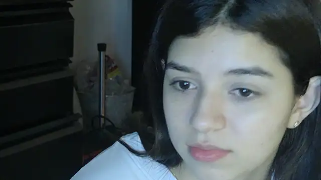 eva_sin18's Live XXX Chat