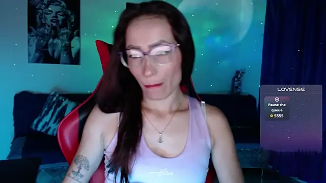 Chat +18 de Sara-Guzman1 ao vivo