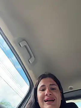 MiraReach Pertunjukan Webcam