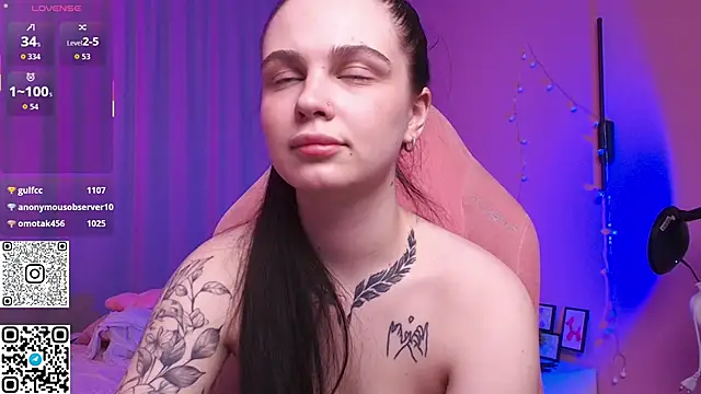 Chat +18 de Michela_Fruet ao vivo