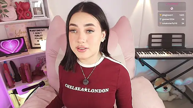 Chat +18 de justonecute ao vivo