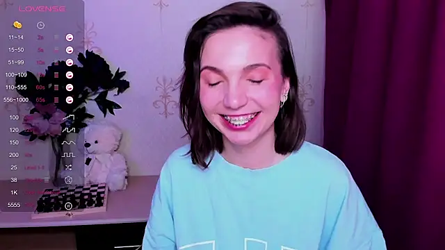 KindHazelHere_ 网络视讯表演