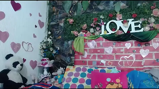 DesireDirtyTS__ 라이브 XXX 채팅