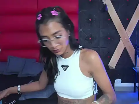 Chat XXX en directo de KarlaSlutSkinny__