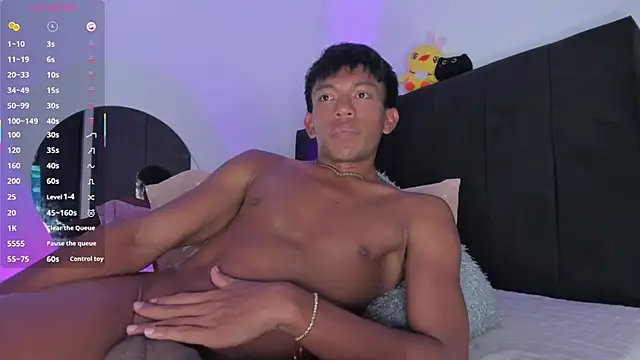 santinaughtyのウェブカメラショー