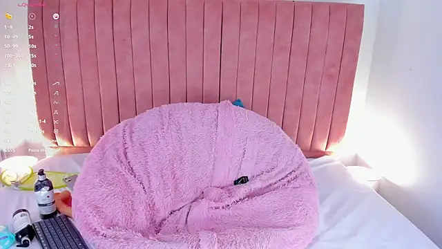 แชท XXX สดของ NayaLove_