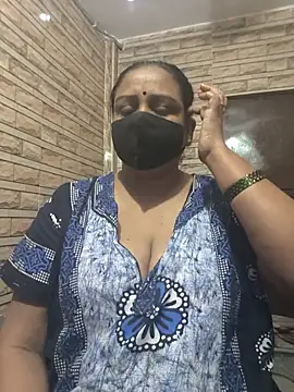 MissNaina webkamerás műsora