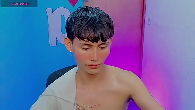 Chat XXX en directo de tanjiro_cute