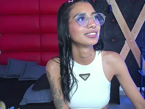 KarlaSlutSkinny__: απευθείας συνομιλία ΧΧΧ