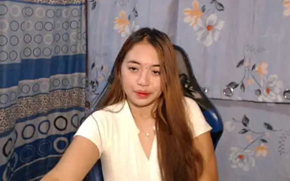 urlover_mae26 – Live XXX-chat