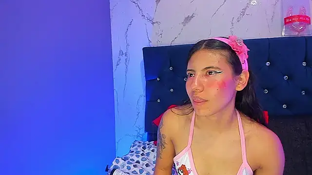 Dakotaa_Johnson 即時 XXX 聊天