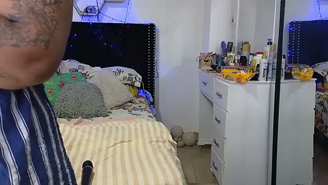 Živý XXX chat charlotte_077