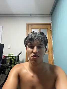 Leo_Savage_ Live XXX-Chat