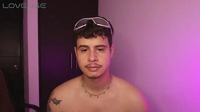 Chat XXX en directo de BjornSteel