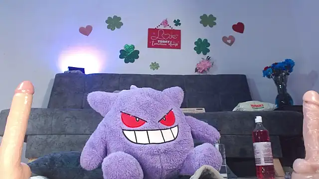 Fox_Roxxan Live XXX-chat