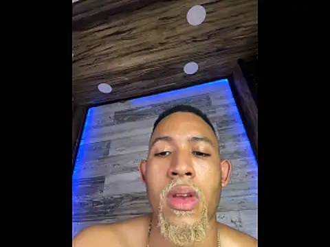 B_Wild: απευθείας συνομιλία ΧΧΧ