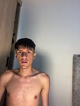 Andycillo: απευθείας συνομιλία ΧΧΧ