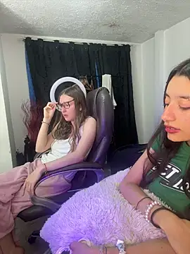 nana__rousse লাইভ XXX চ্যাট