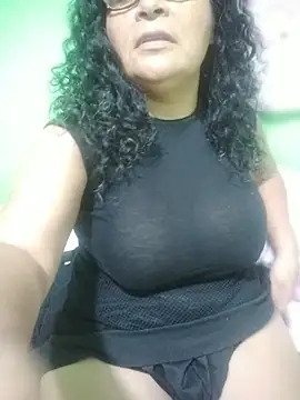 Amarantha25's Live XXX Chat