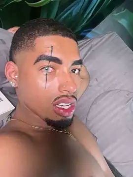 LiamByrne Pertunjukan Webcam