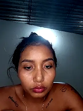 Genesis_18_'s Live XXX Chat