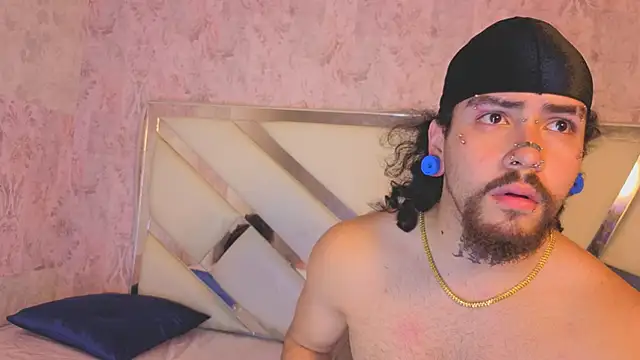 Benny_and_Mark Adlı Modelin Canlı XXX Sohbeti