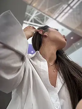 Emma_Catt Adlı Modelin Web Kamerası Şovu