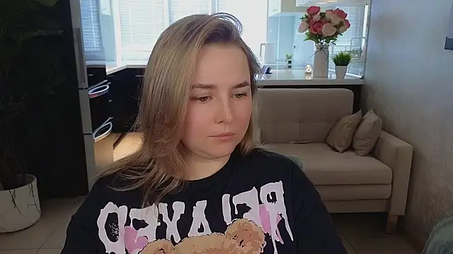 Chatroom XXX en direct de Mira_Mermayd