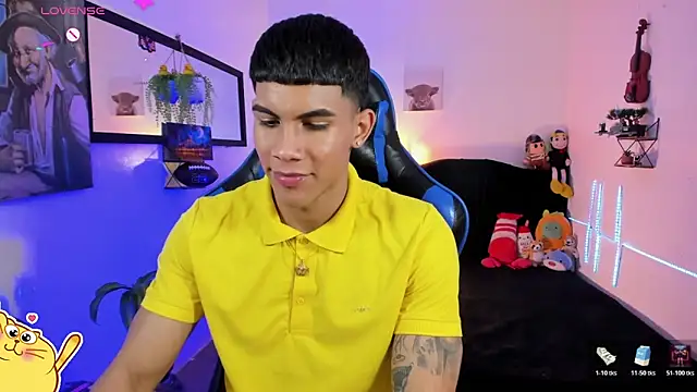 Damian_latinxxx: онлайн-секс-чат