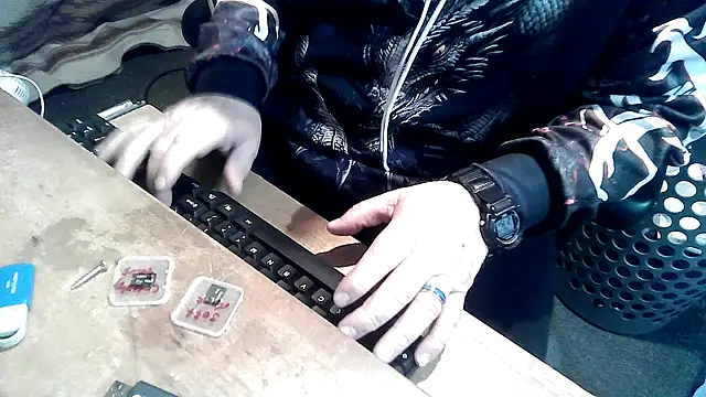 Oldmanphlwiss' Live XXX Chat