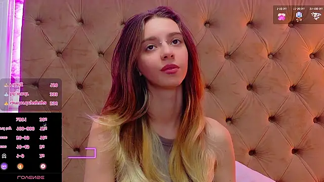 CoraVex Adlı Modelin Canlı XXX Sohbeti