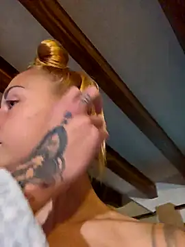 kylie_blck live XXX chat