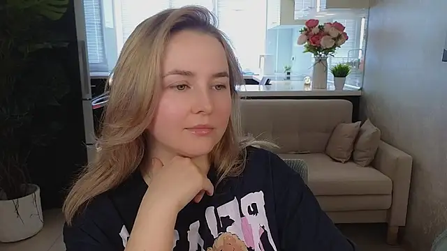 Mira_Mermayd Chat XXX in diretta