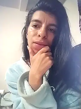 Ariell_Kieran: απευθείας συνομιλία ΧΧΧ